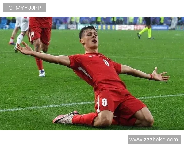 足球巨星完美射门瞬间定格 展现超凡技巧与无畏精神